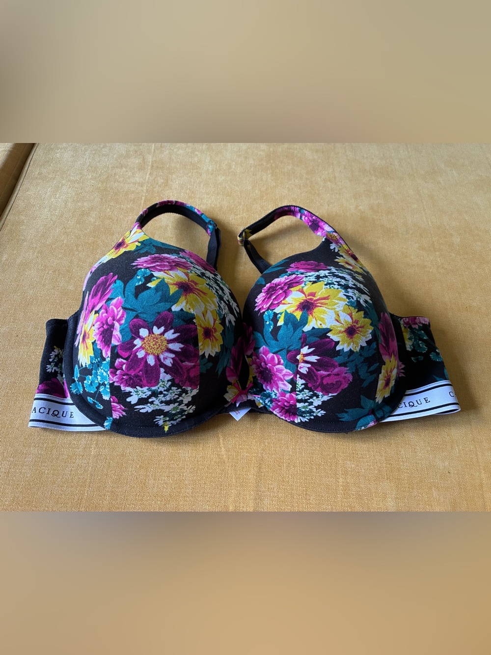 Cacique brand,  Floral Boost Plunge, size 42DD, comfortable and cute